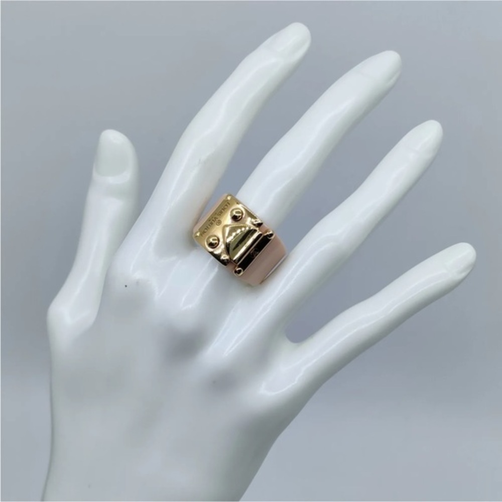 Louis Vuitton Lock Me Ring - Picture 7 of 9